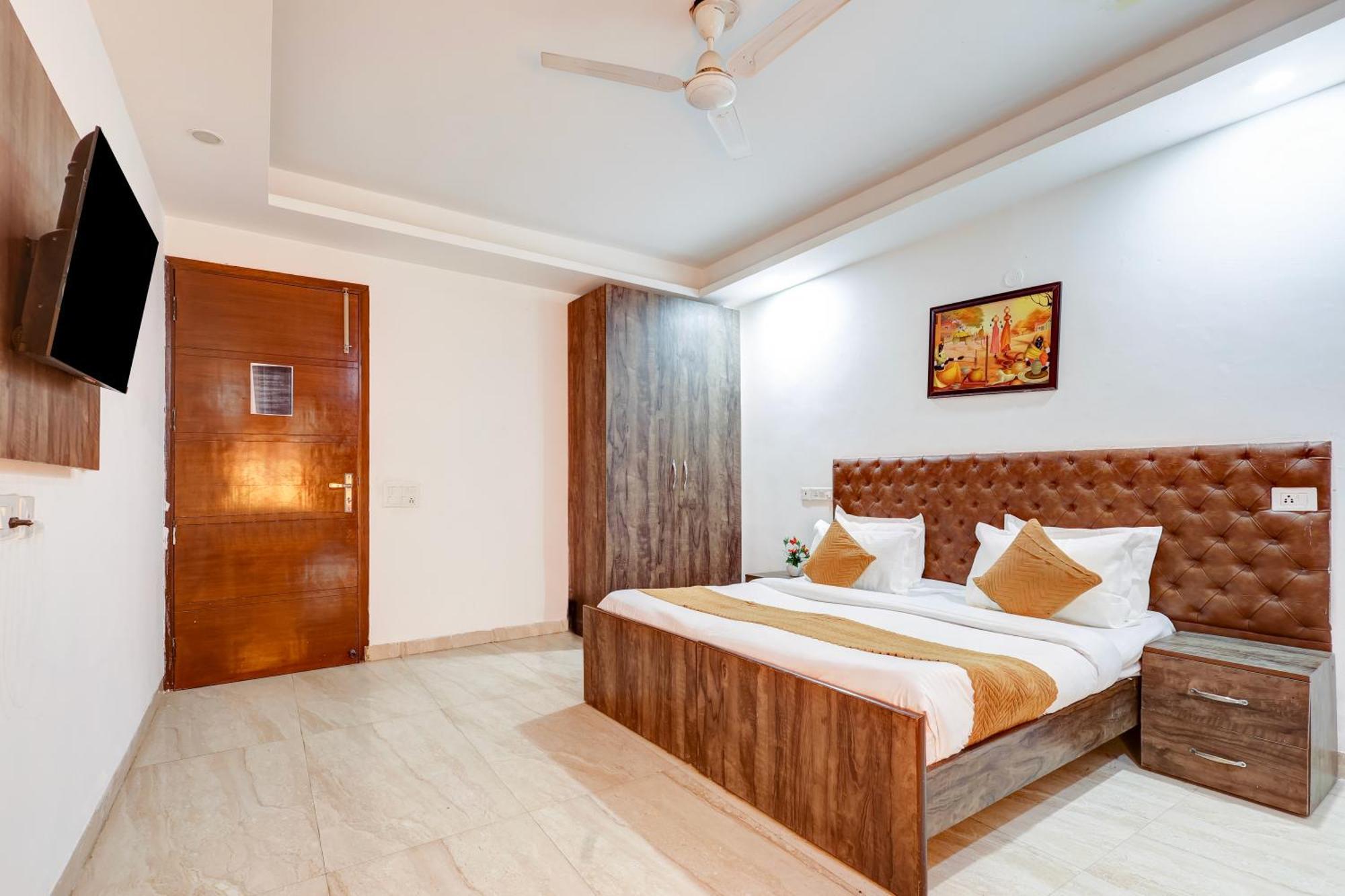 Hotel Aron By The Premium Villa Nova Deli Exterior foto