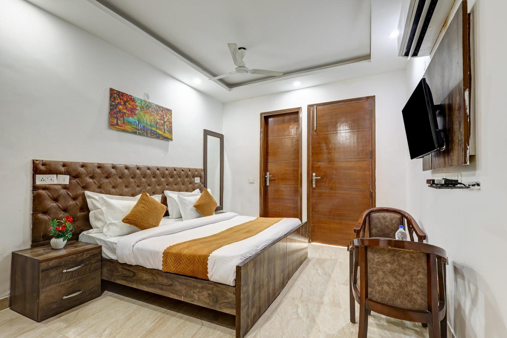Hotel Aron By The Premium Villa Nova Deli Exterior foto