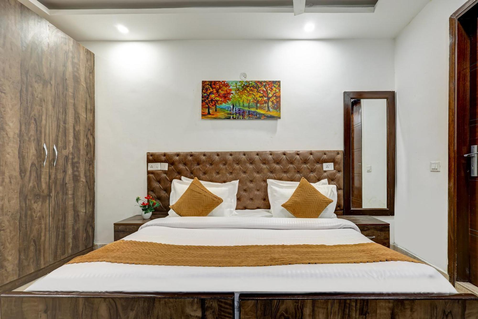 Hotel Aron By The Premium Villa Nova Deli Exterior foto